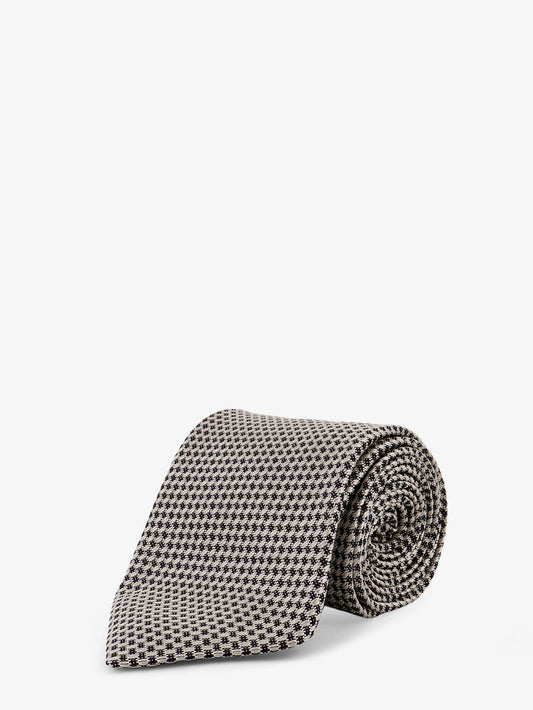 Silk tie