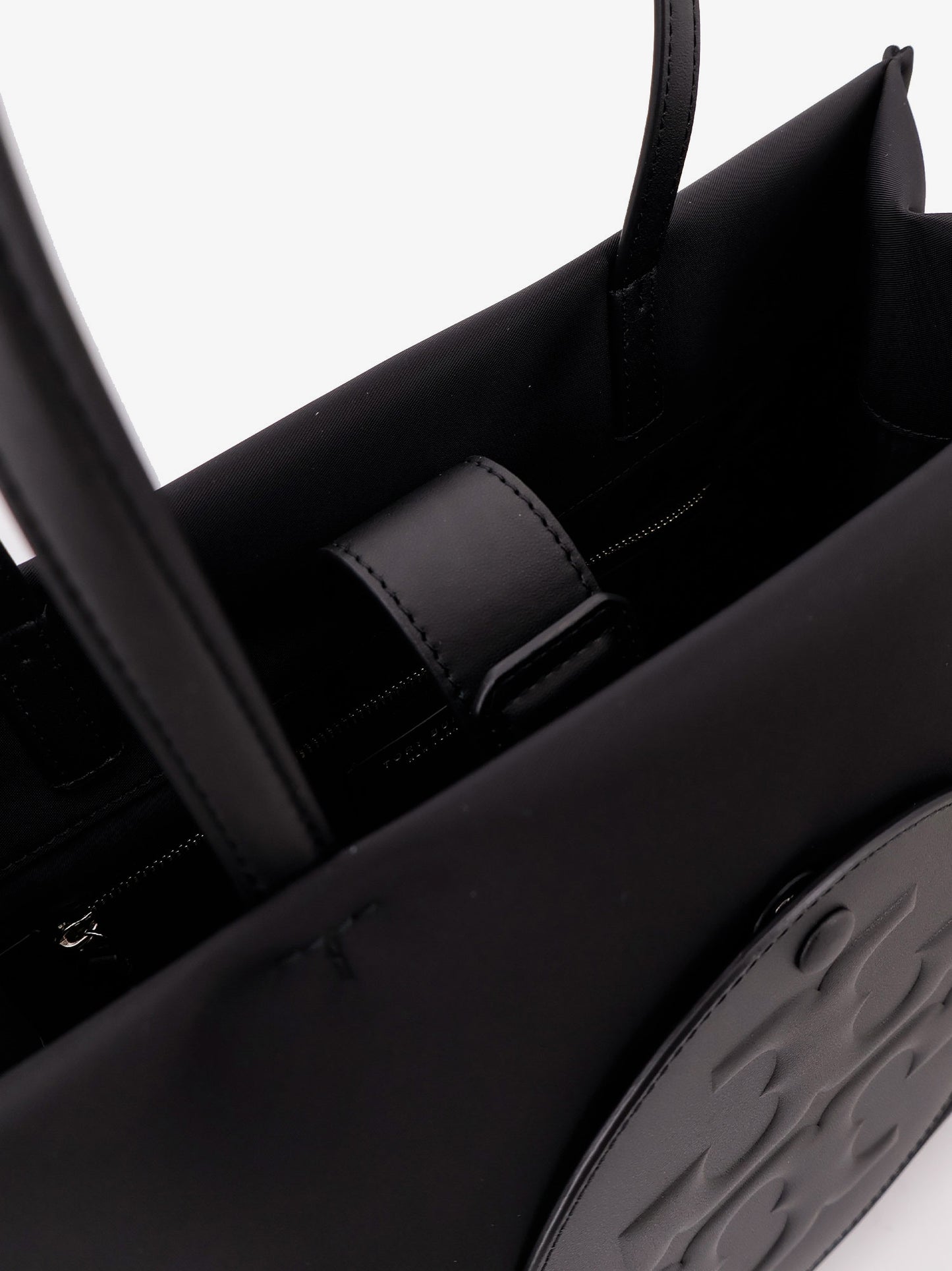 Ella nylon shoulder bag