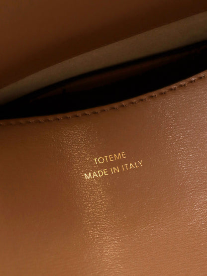 Leather T-Lock crossbody bag thumbnail