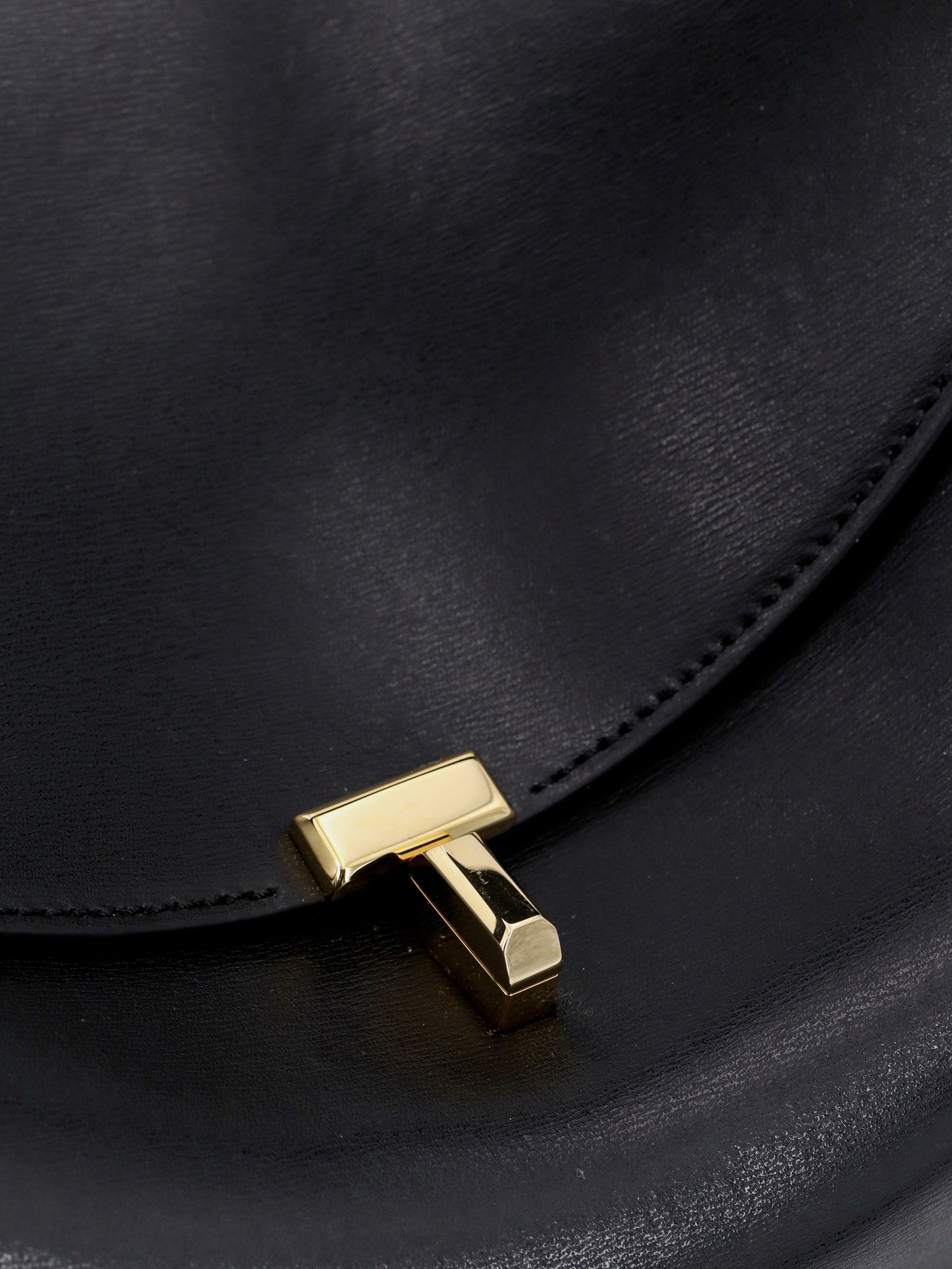 T-Lock leather shoulder bag