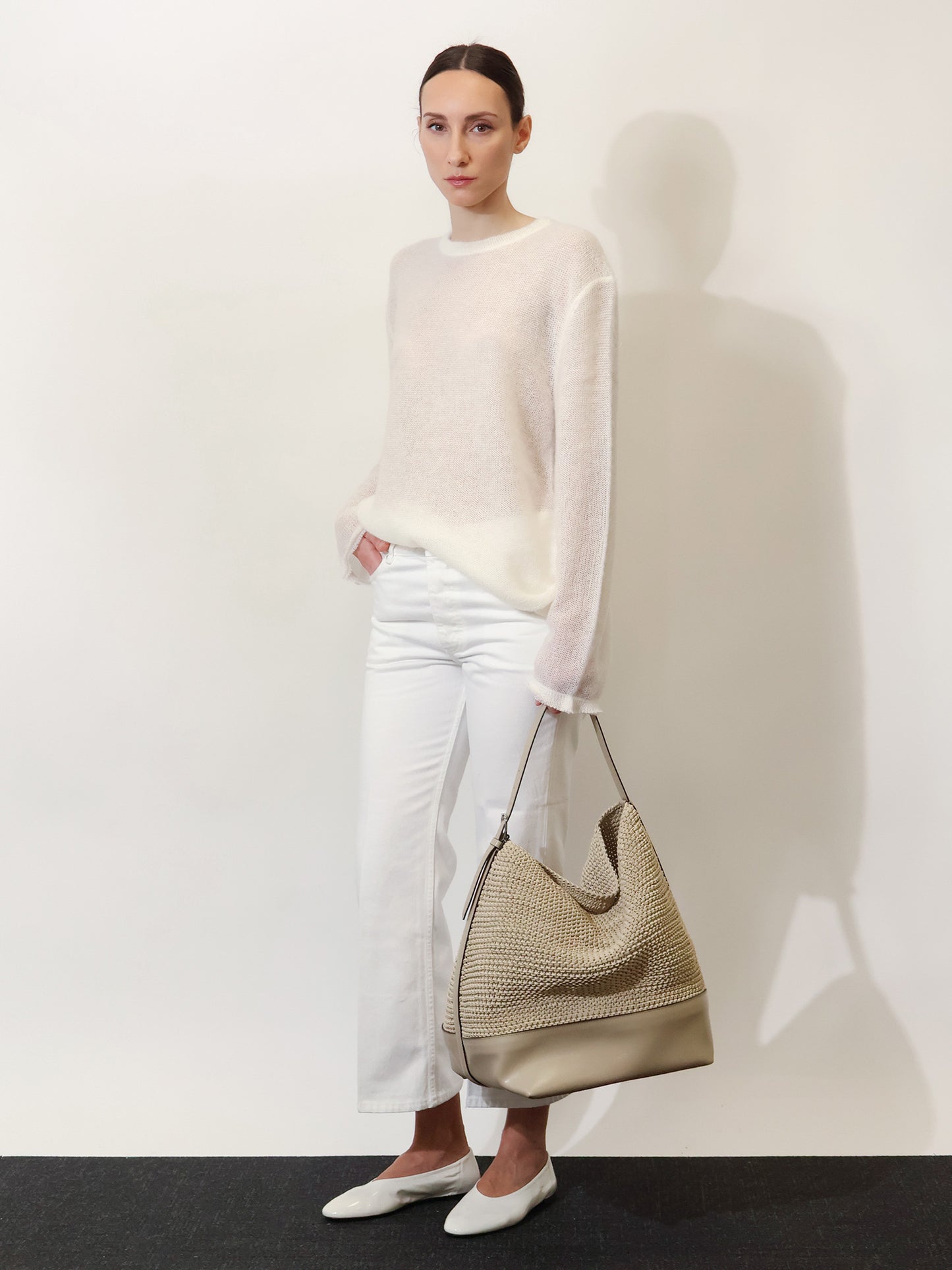 Leather shoulder bag with woven pattern