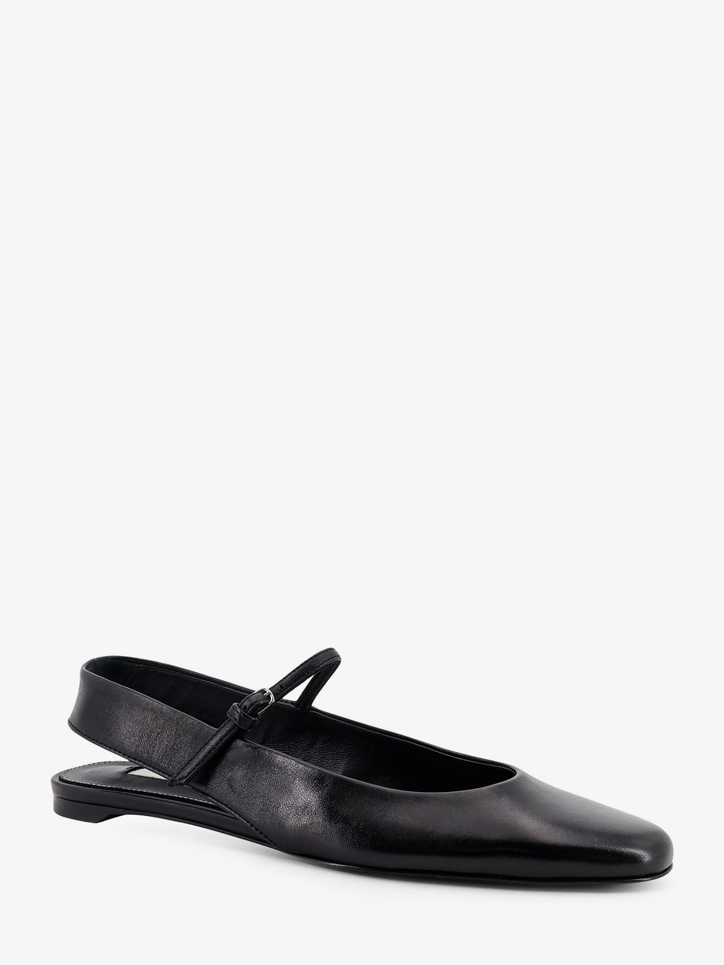 Leather ballerinas