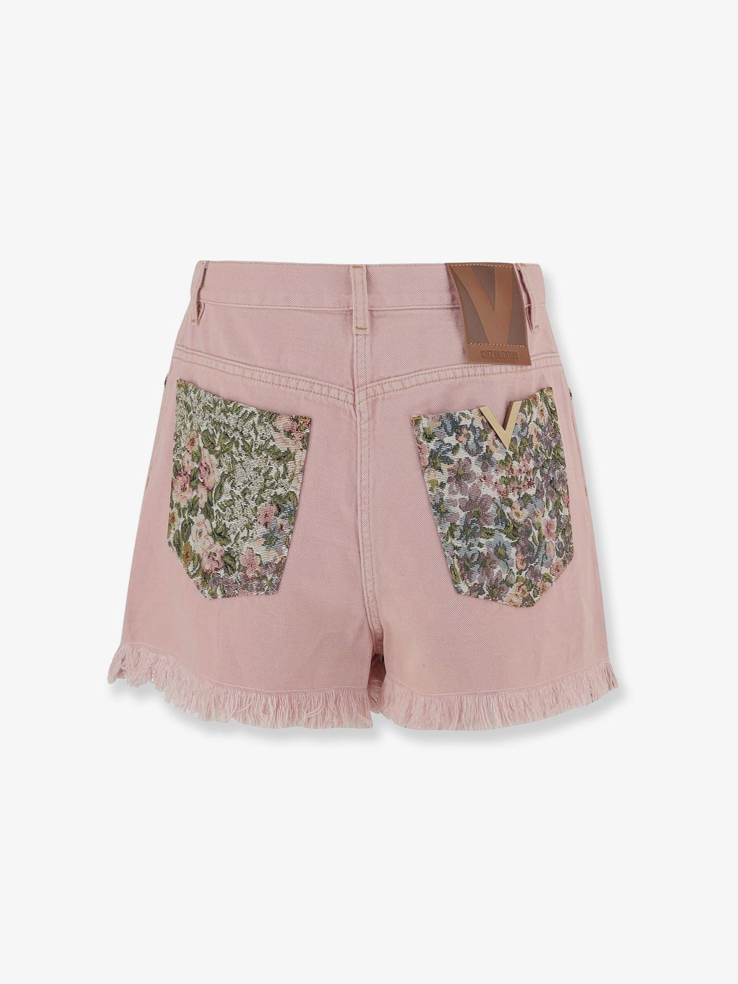 Denim shorts with frayed edges