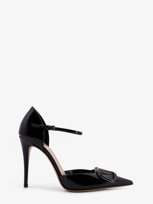 Patent leather pumps with VLogo Signature