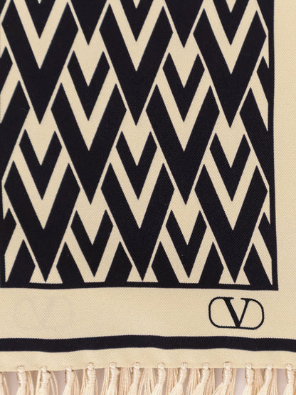 Silk scarf thumbnail