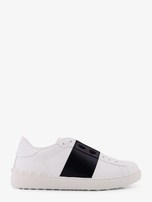Open leather sneakers