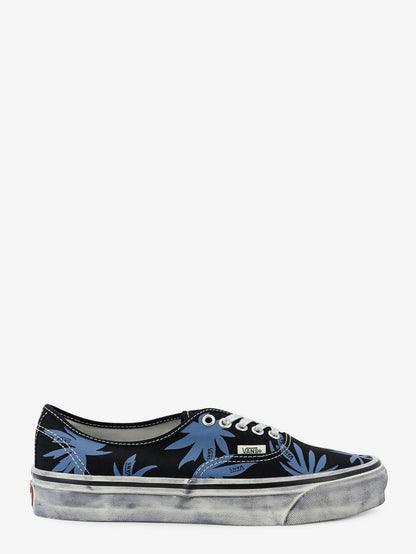 Lx authentic 44 canvas sneakers with contrasting print thumbnail