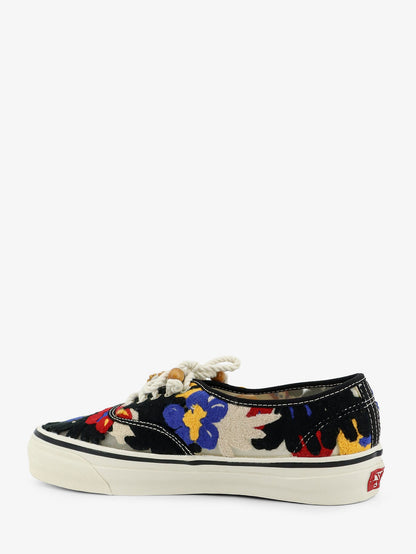 Lx authentic 44 sneakers with multicolor macramé floral detail thumbnail