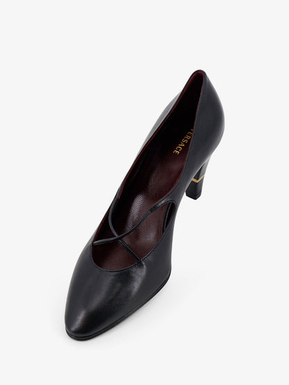Criss-Cross Medallion leather pumps thumbnail