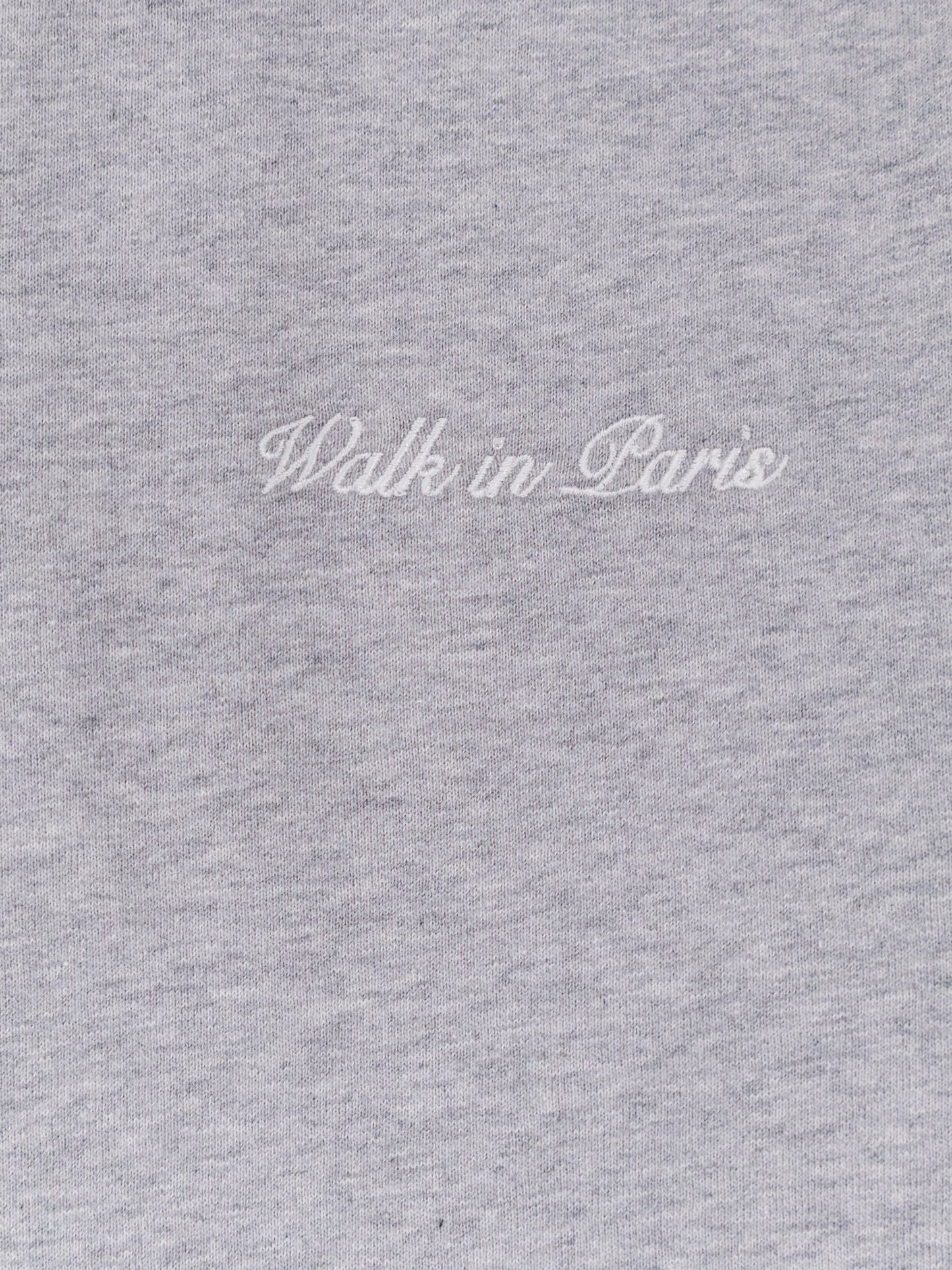 Timeless sweatshirt with front embroidered logo