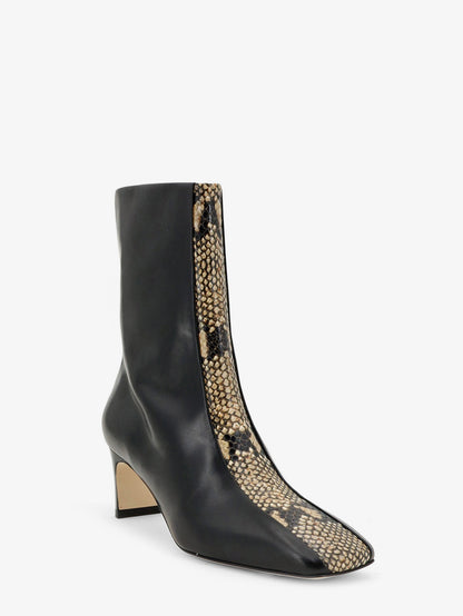 Leather ankle boots thumbnail
