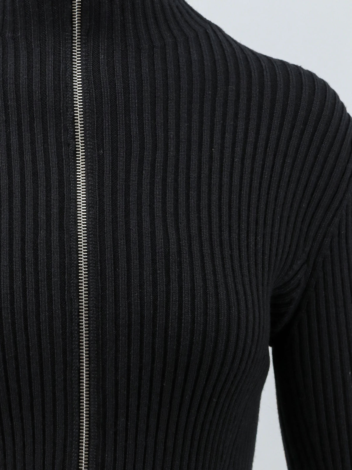 Wool blend sweater with ribbed pattern