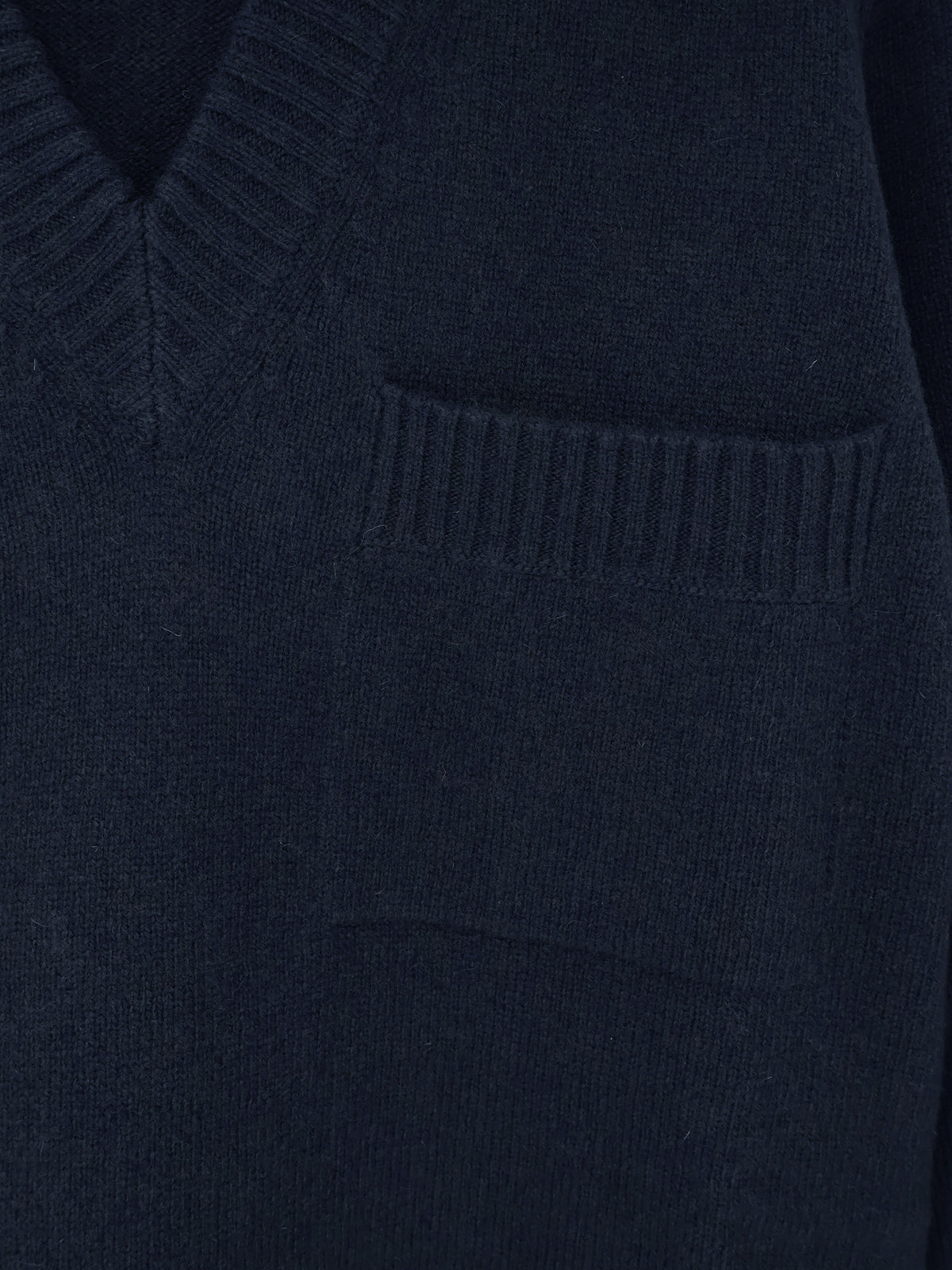 Virgin wool and cashmere sweater
