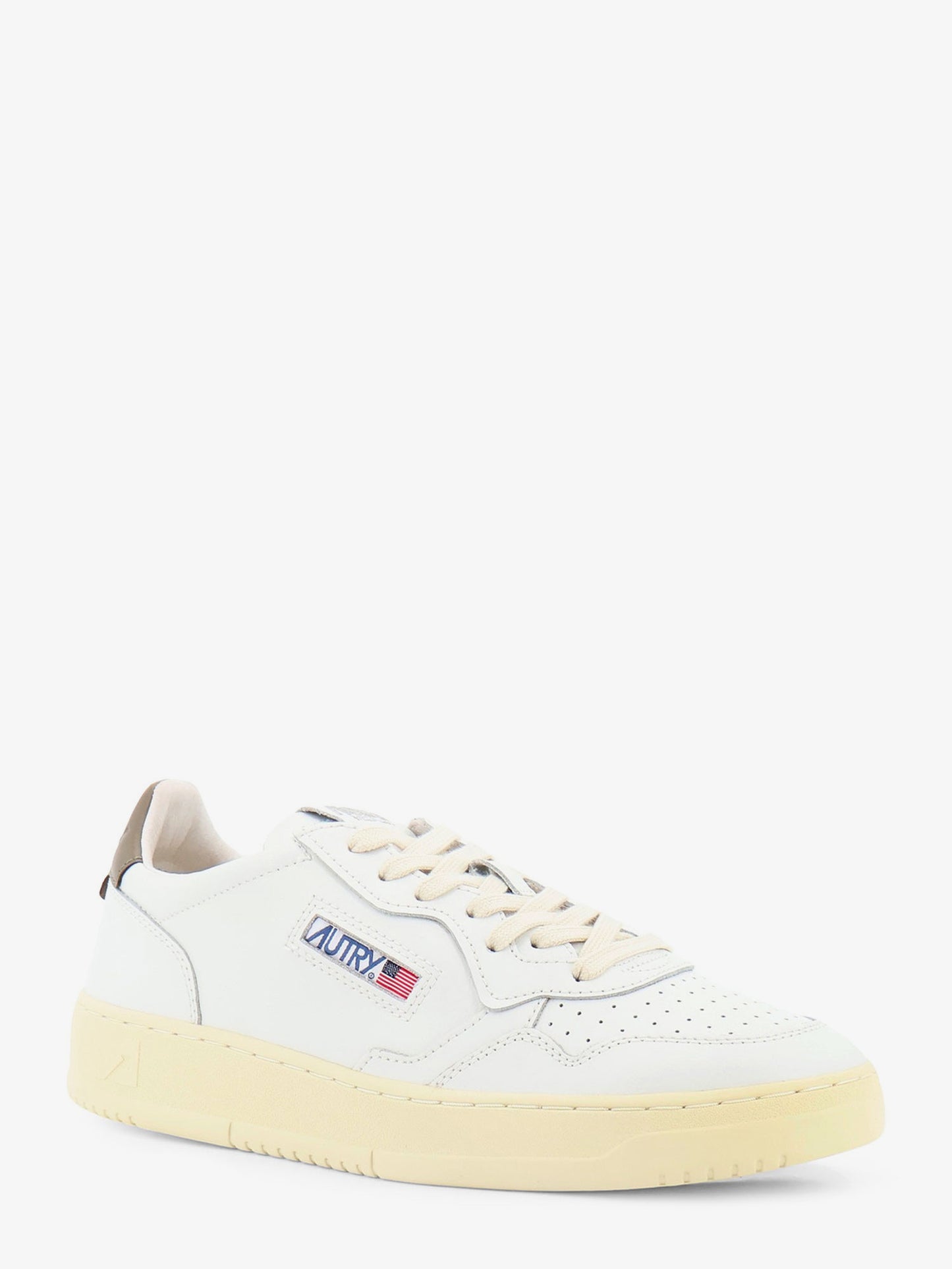 Medalist leather sneakers