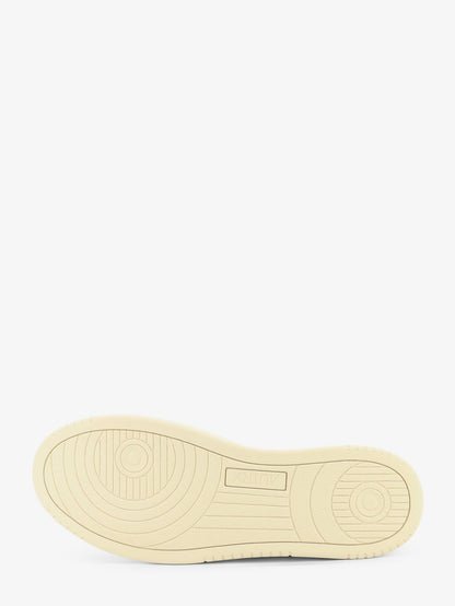 Medalist leather sneakers thumbnail