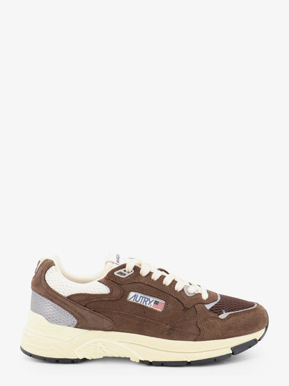 Hyperway Low mesh and suede snrakers with iconic side logo thumbnail