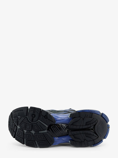 Runner sneakers in mesh with contrasting inserts thumbnail