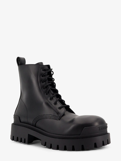 Leather boots with maxi rubber sole thumbnail