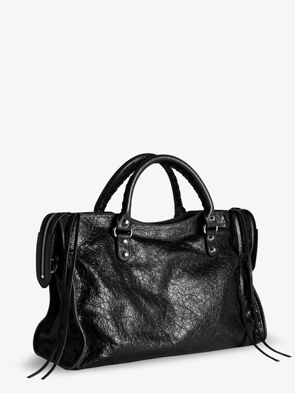 Le City M leather crossbody bag thumbnail