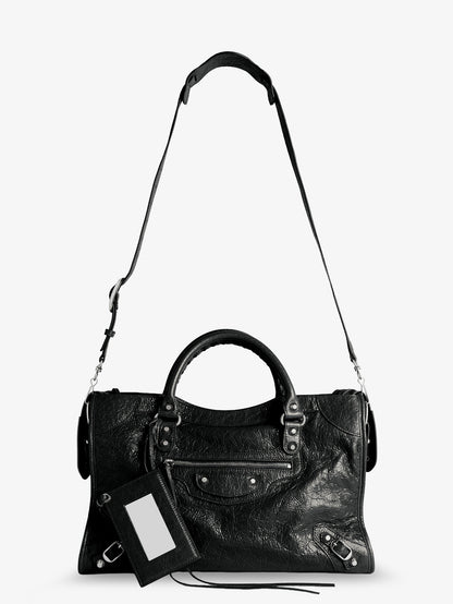 Le City M leather crossbody bag thumbnail