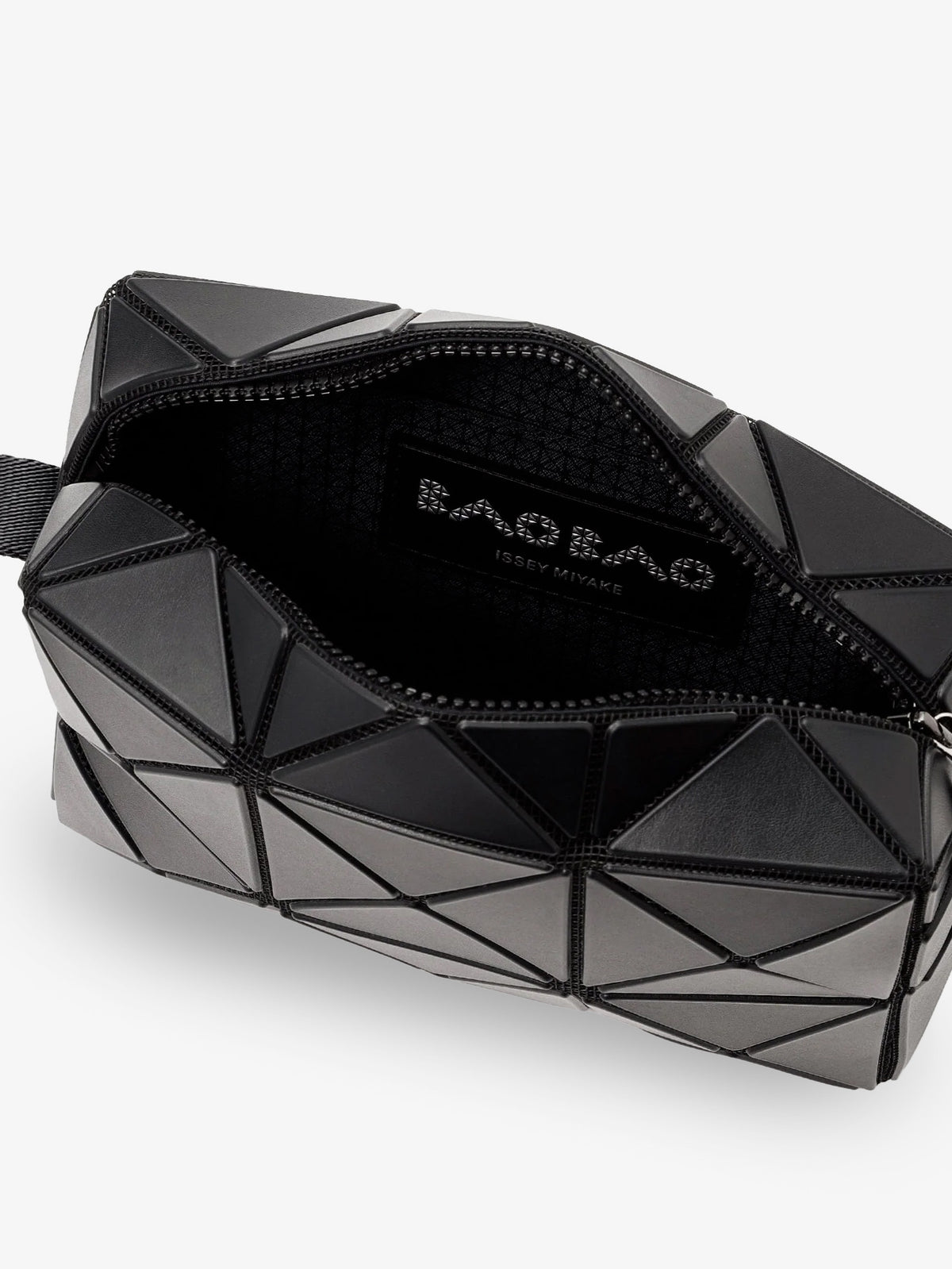 Cuboid shoulder bag with geometric pattern