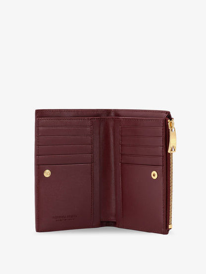 Leather walle with Intrecciato motif thumbnail