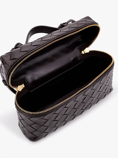 Bang Bang leather shoulder bag with Intrecciato pattern thumbnail
