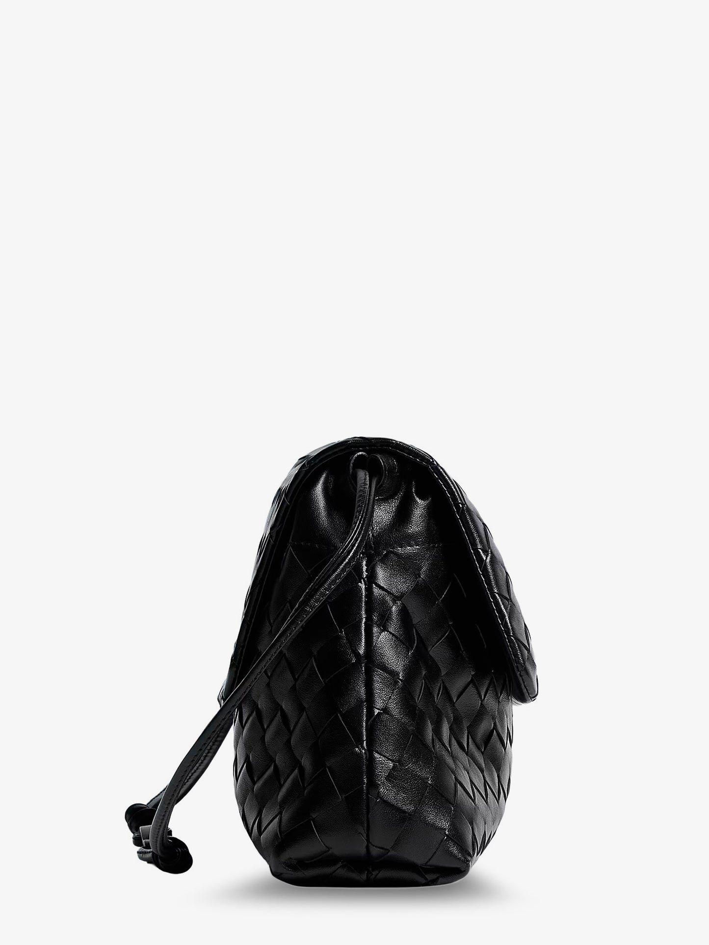 Leather shoulder bag with Intrecciato pattern