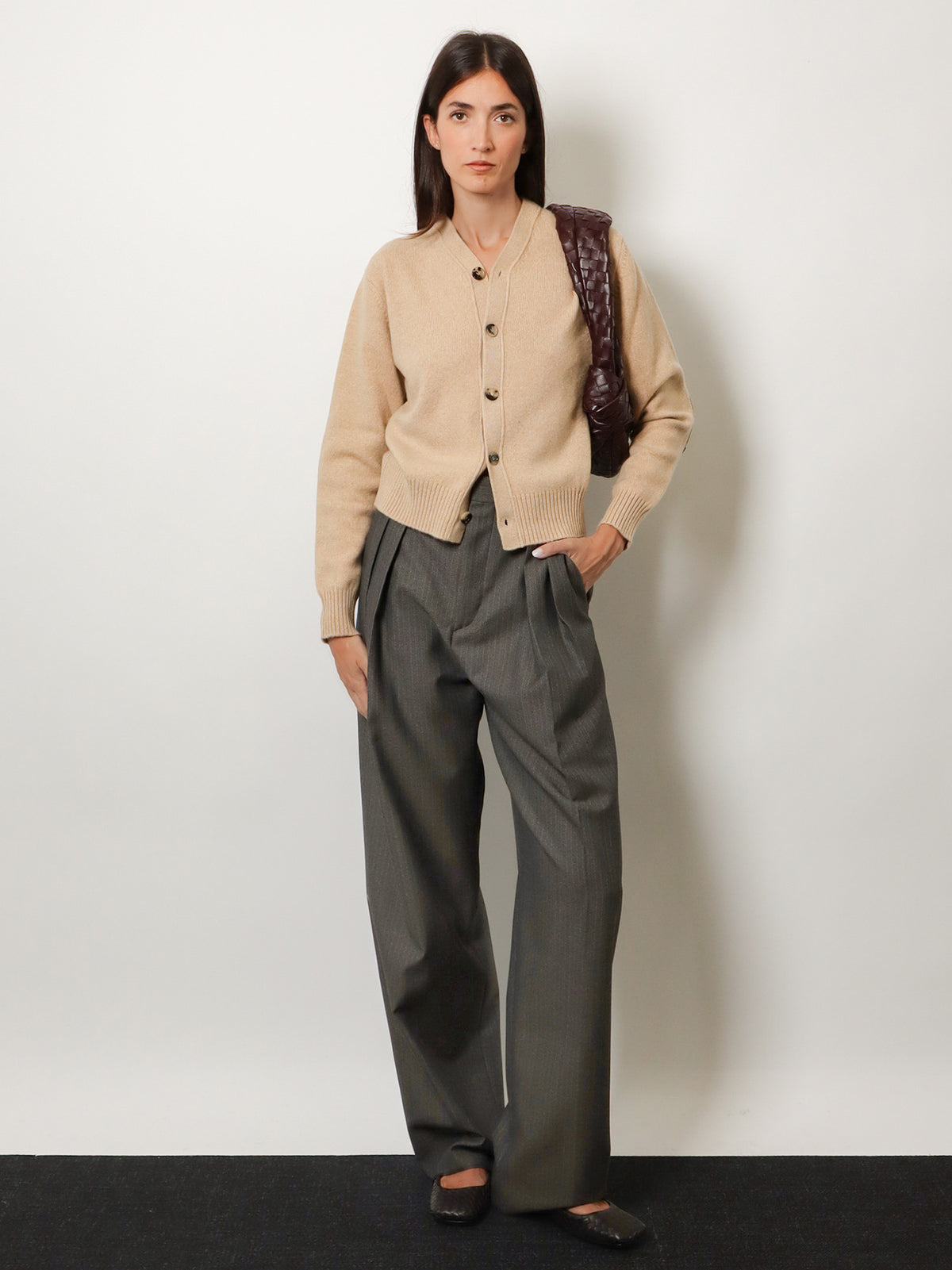 Cashmere blend cardigan with Intrecciato logo patch