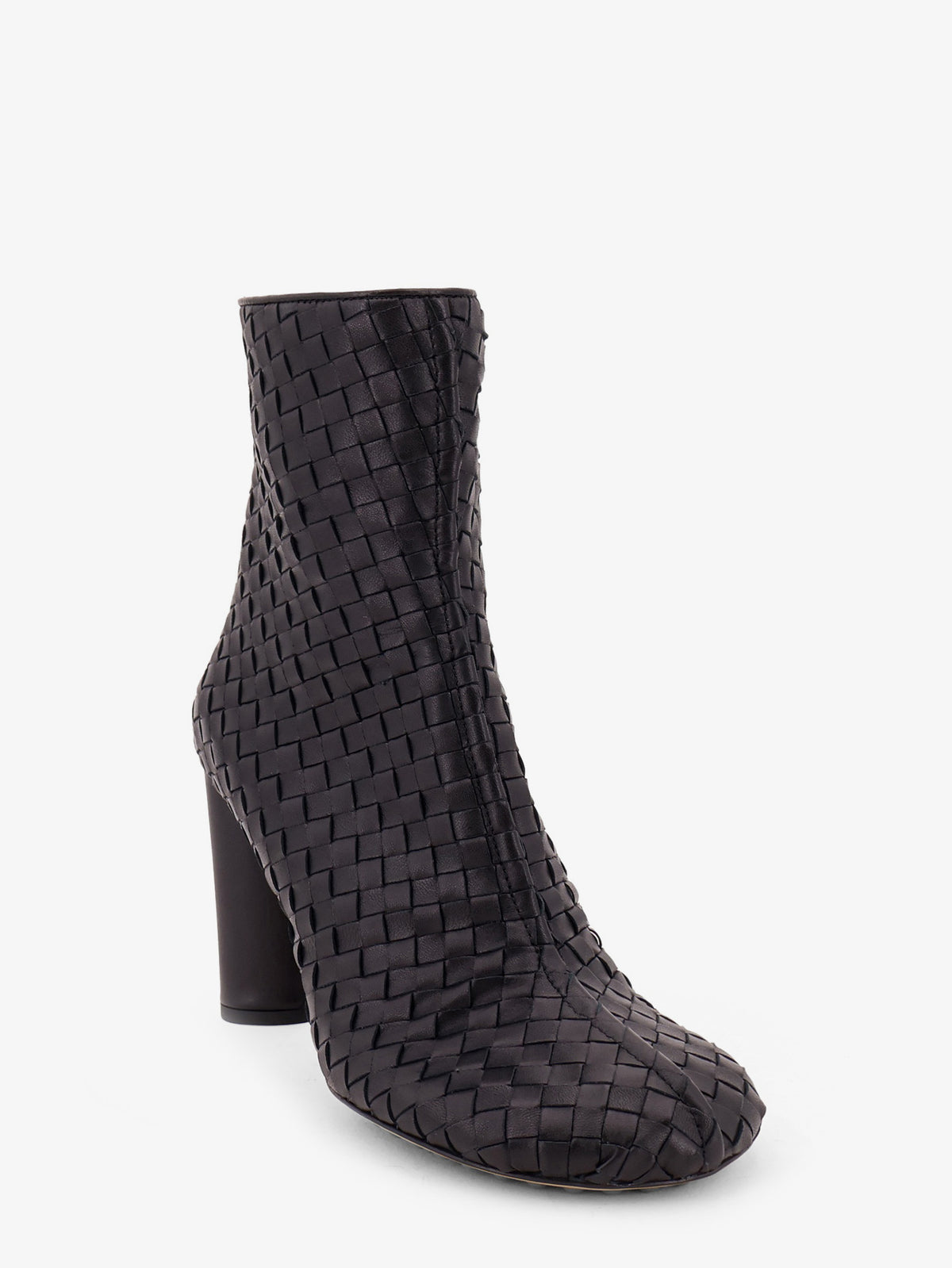 Cherry leather ankle boots with woven pattern
