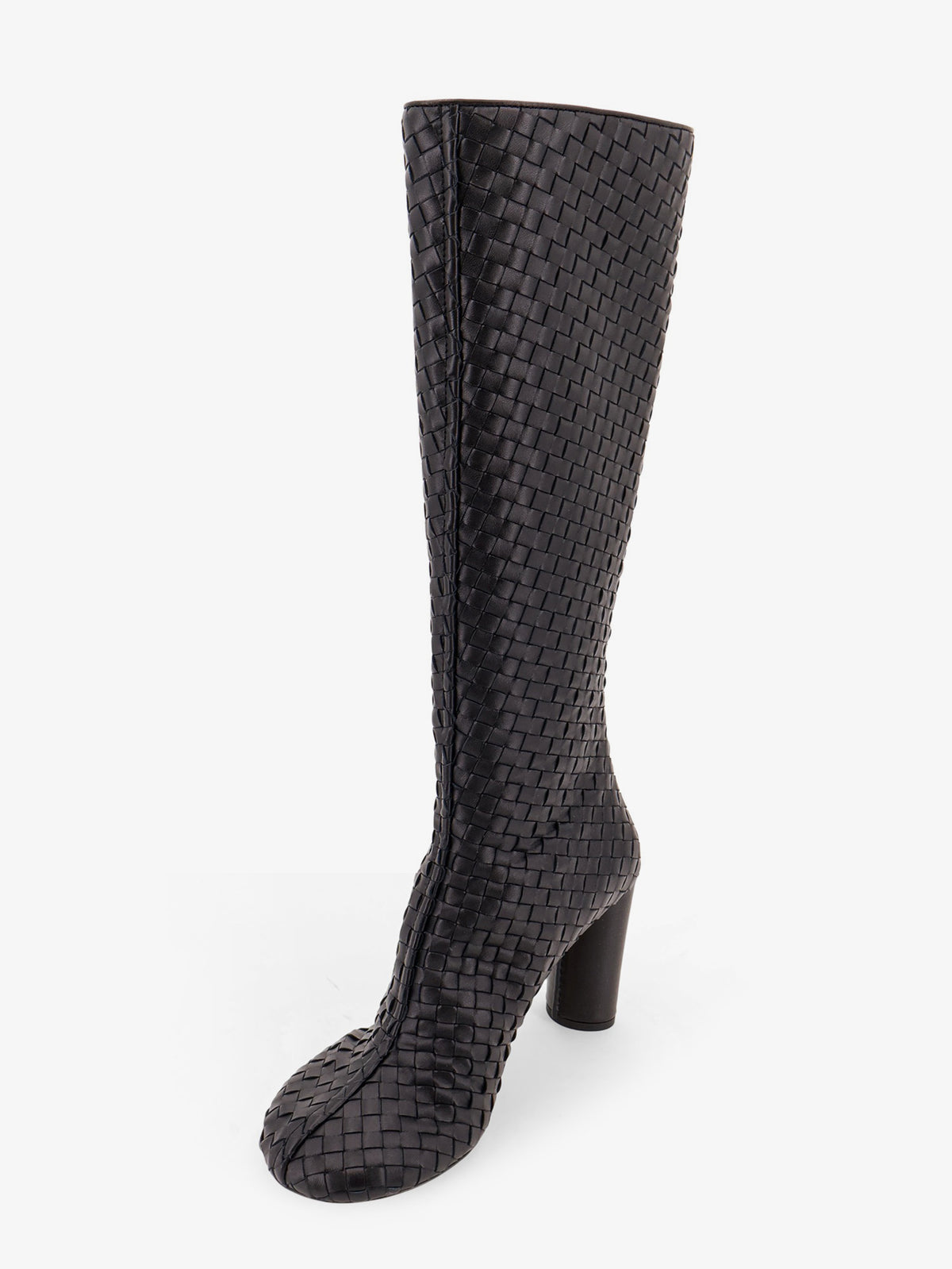 Cherry Boots with braided pattern