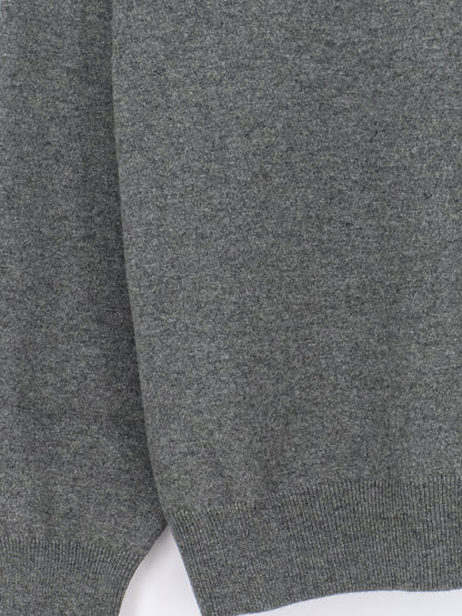 Cashmere sweater thumbnail