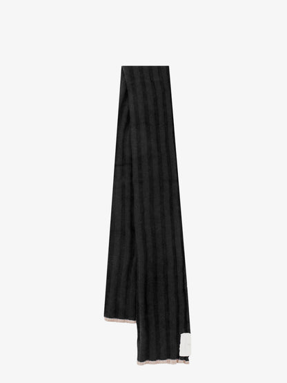 Cashmere scarf thumbnail