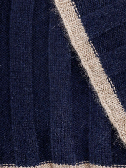 Cashmere scarf thumbnail