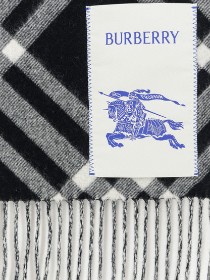 Cashmere scarf with check pattern thumbnail