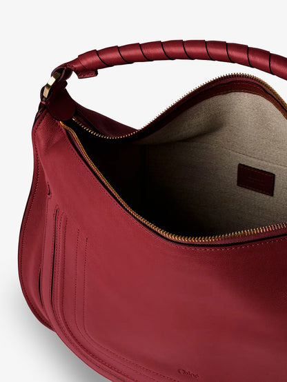 Borsa a spalla Marcie Medium in pelle thumbnail