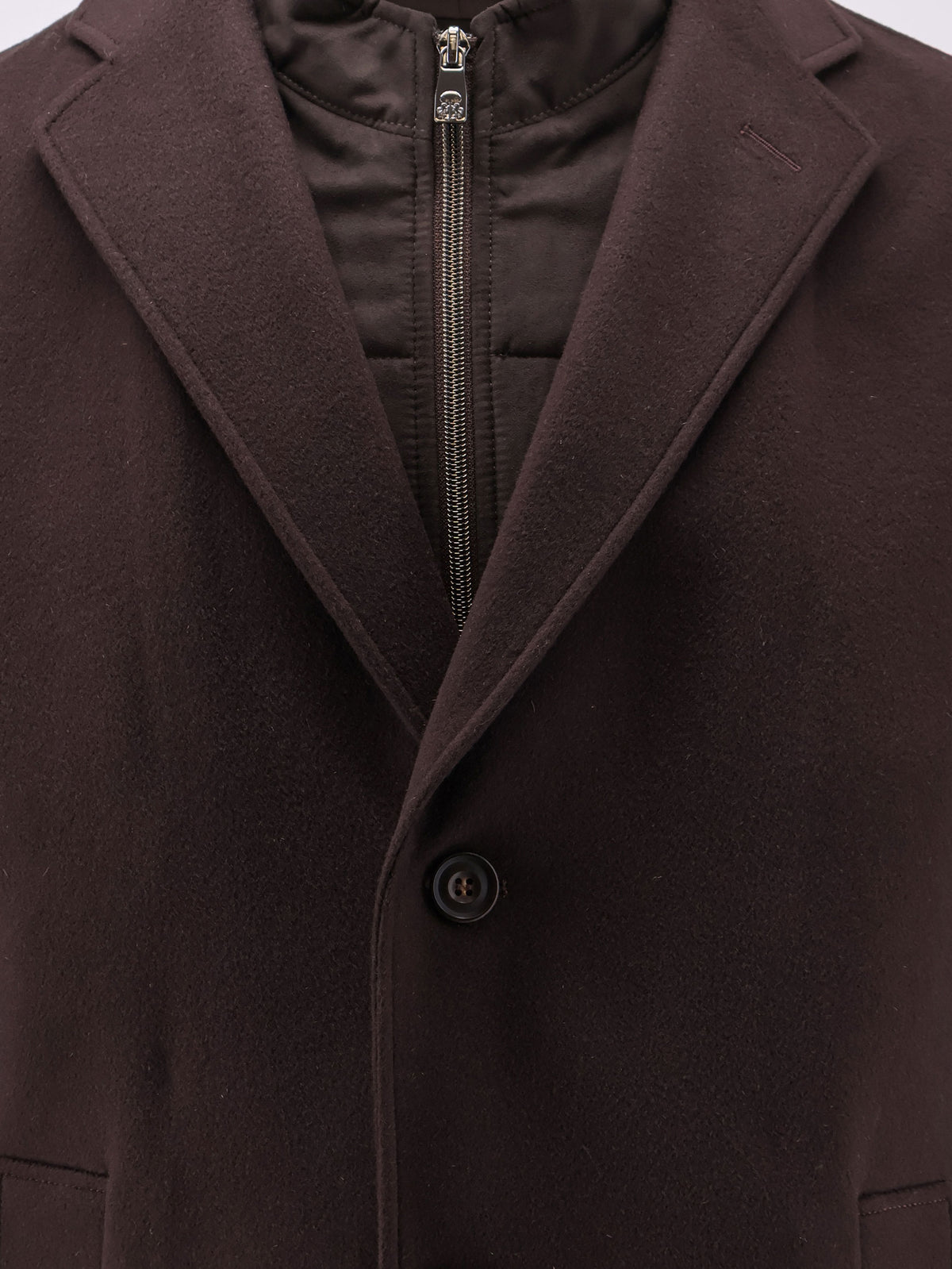 Single-breasted wool and cashmere blend coat with double closure