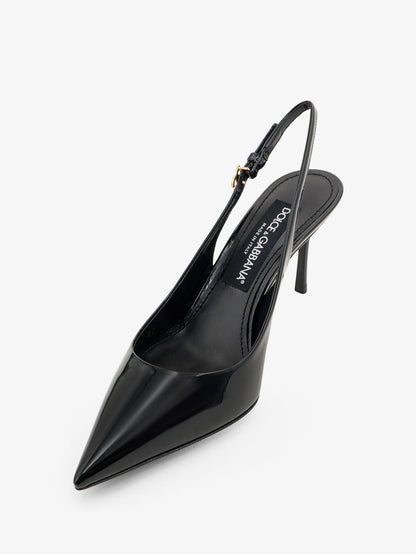 Patent leather pumps thumbnail