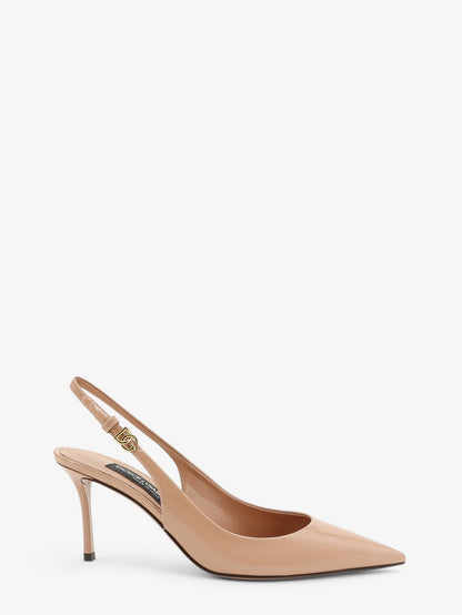 Patent leather décolleté thumbnail