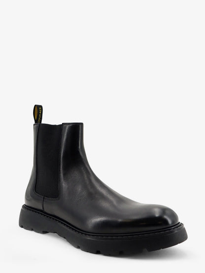 Leather boots thumbnail