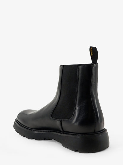 Leather boots thumbnail