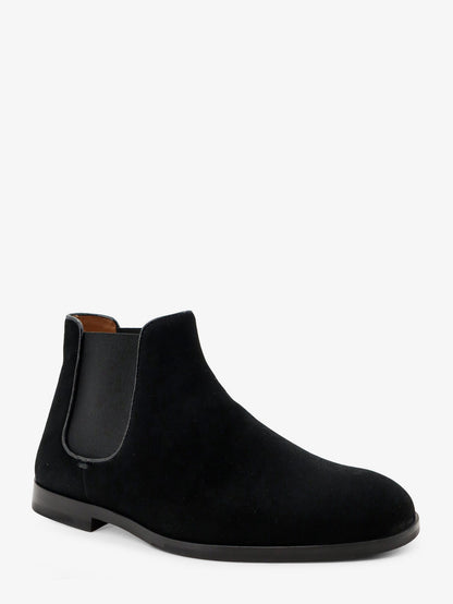 Suede boots thumbnail