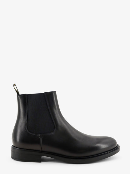 Leather boots thumbnail