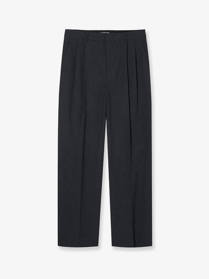 Tailored trousers with pleats thumbnail