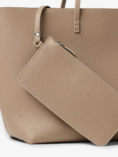 Roll Medium Leather Shopping Bag thumbnail
