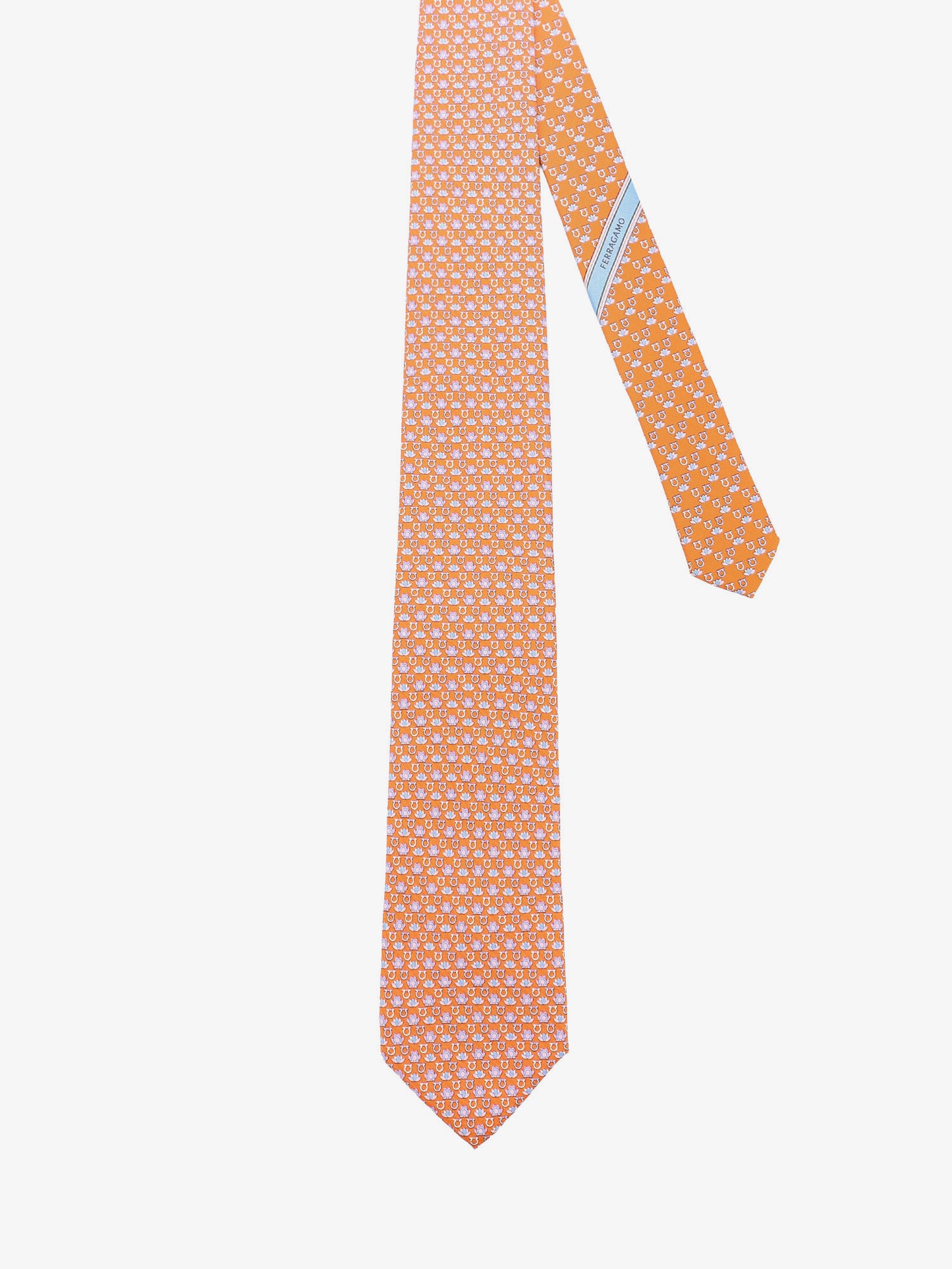 Silk tie