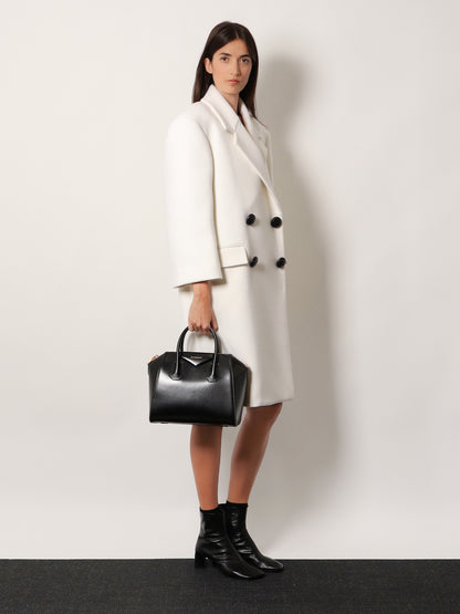 Antigona Small leather crossbody bag thumbnail