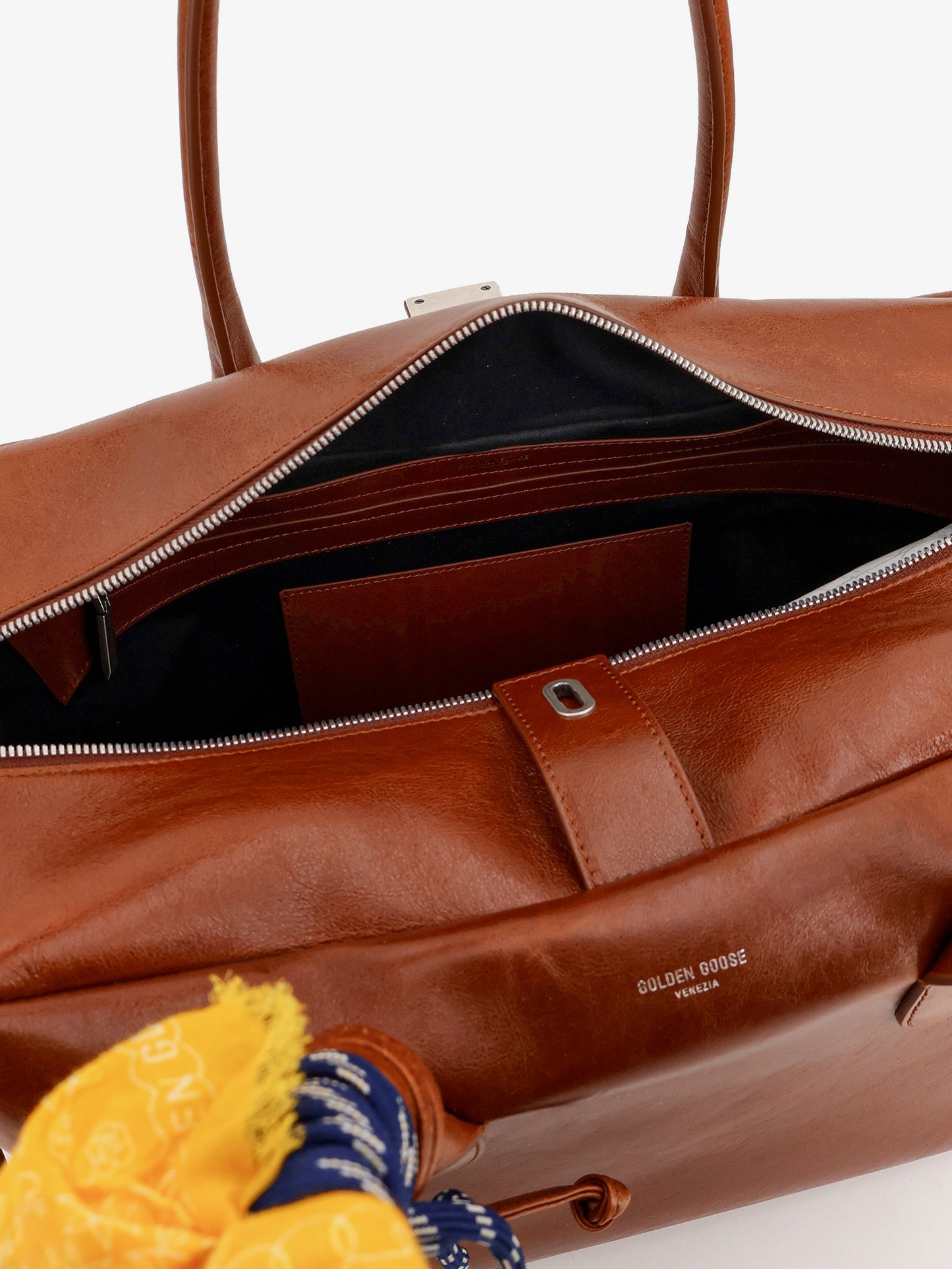Vita leather handbag with front logo