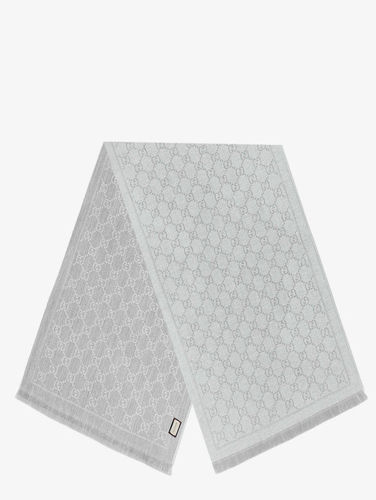 Wool scarf