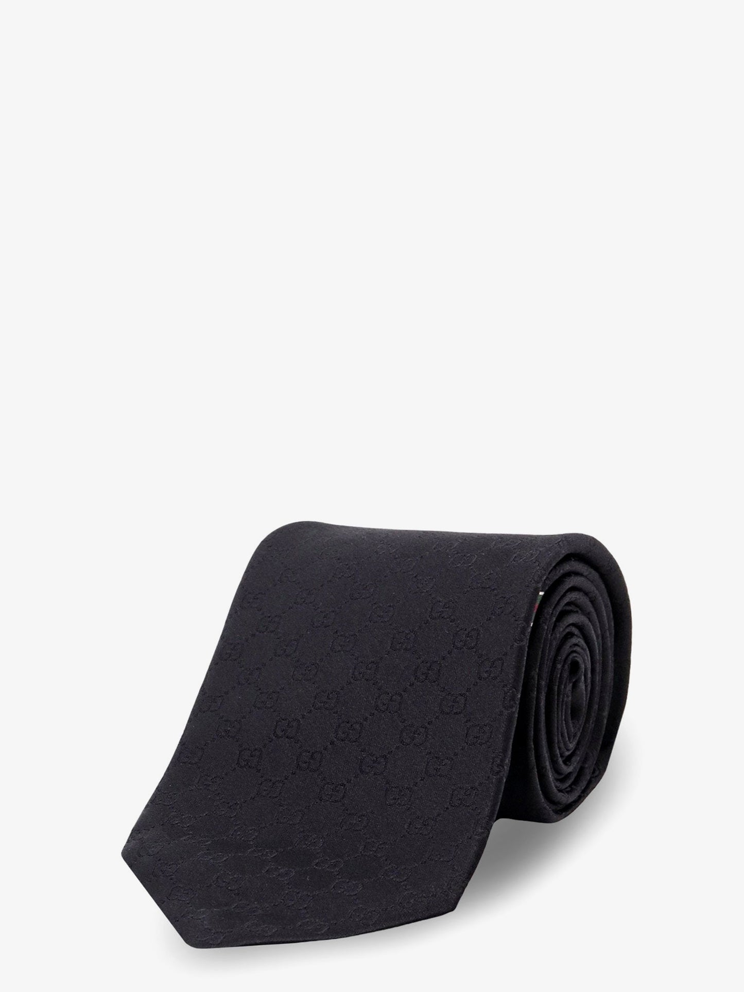 Silk tie